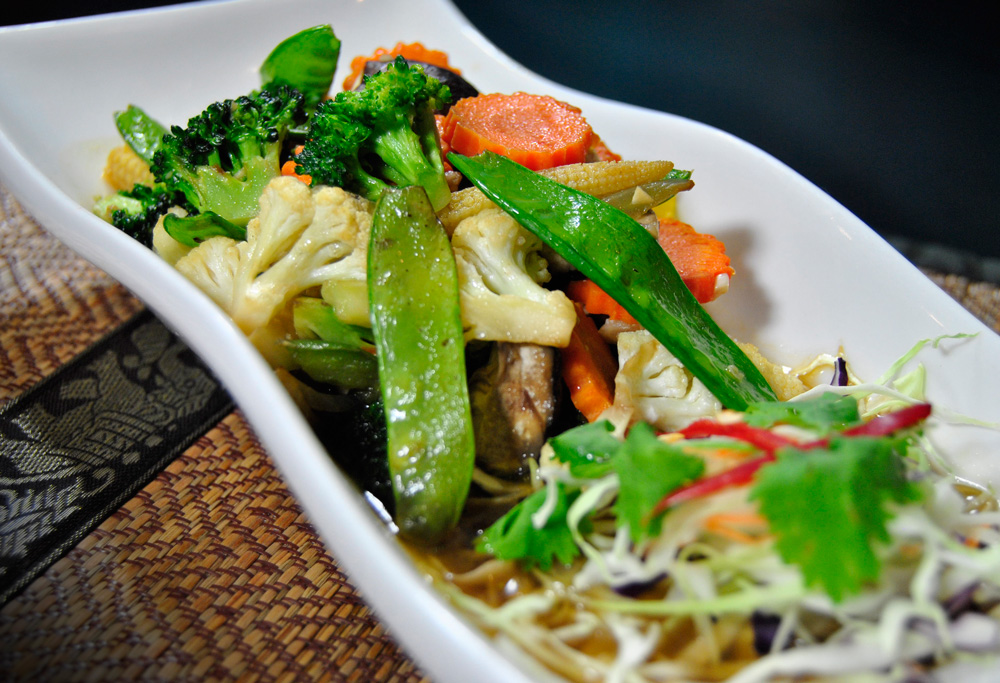 Pad Pak Ruam - Stir Fried Mixed Vegetables - Urban Thai